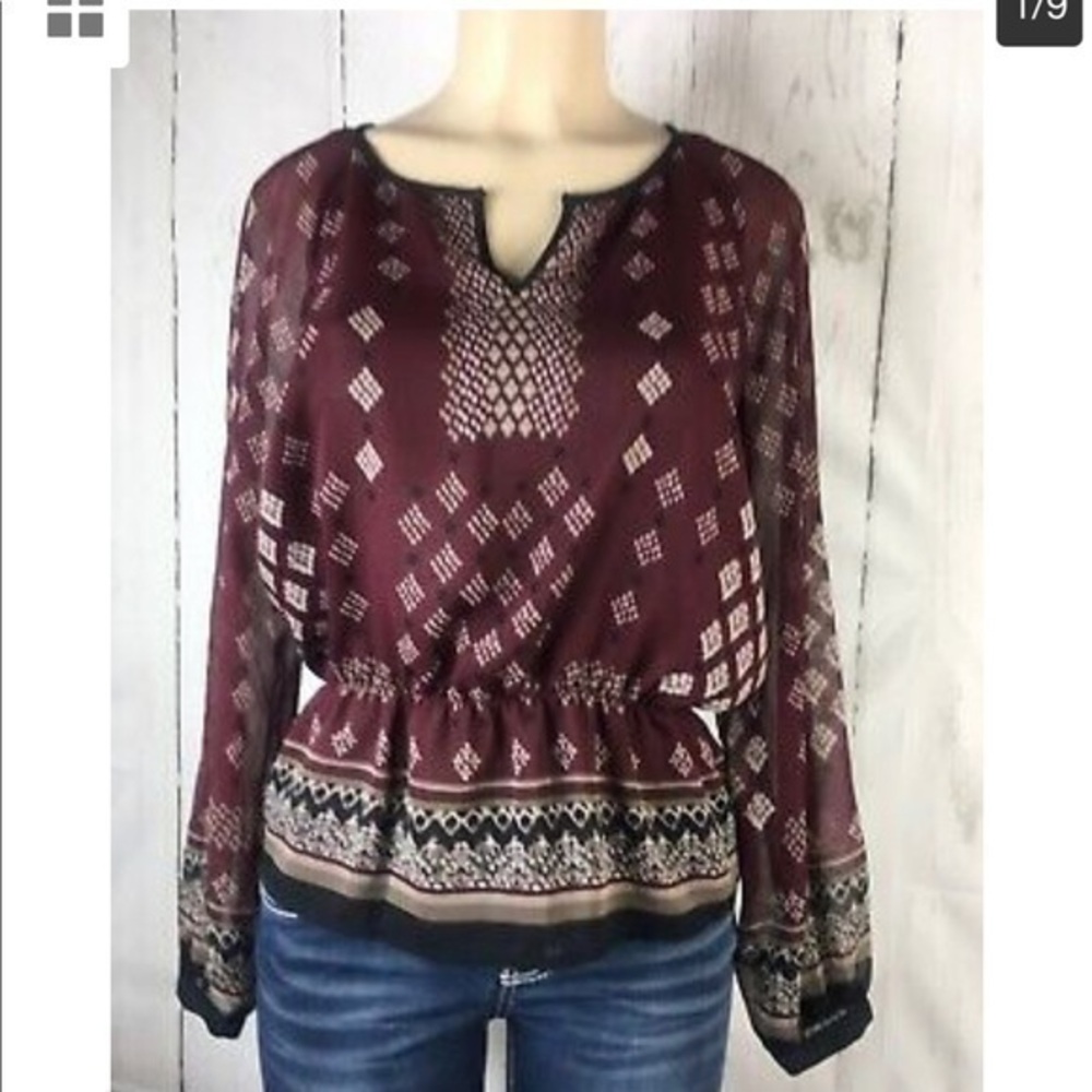Adrianna Papell women's blouse size Medium.
